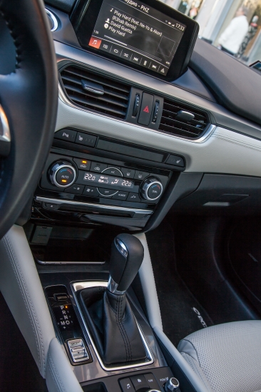 Тест-драйв Mazda 6 – автомобиль с характером хозяина