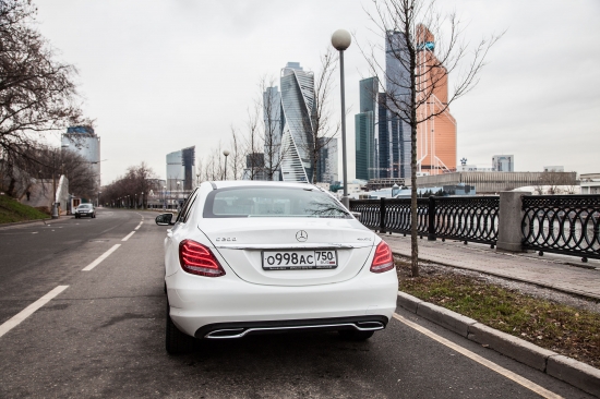 Тест-драйв Mercedes-Benz C 200 4MATIC  – идеальное решение для тех, кто ценит качество