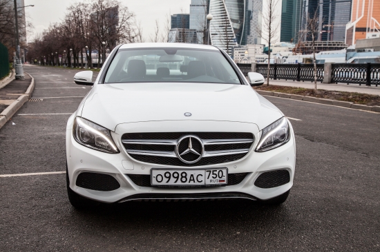 Тест-драйв Mercedes-Benz C 200 4MATIC  – идеальное решение для тех, кто ценит качество