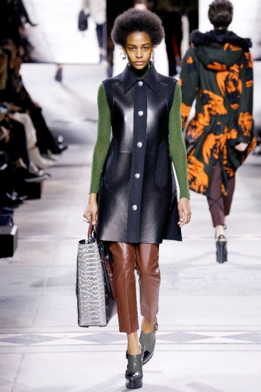Mulberry. Стильные плащи на весну 2016