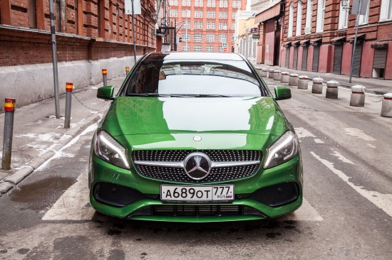 Mercedes-Benz A-Class 220 4MATIC. Андрей Цветков и Надежда Вавржина тестируют новый автомобиль 2016 г.