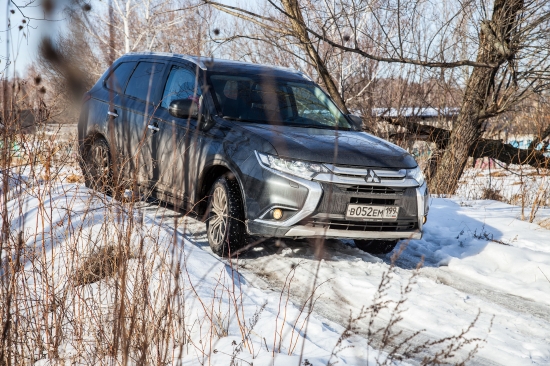 Новый Mitsubishi Outlander 2016 с участием Дмитрия Нестерова – наш эксклюзивный тест-драйв