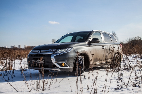 Новый Mitsubishi Outlander 2016 с участием Дмитрия Нестерова – наш эксклюзивный тест-драйв