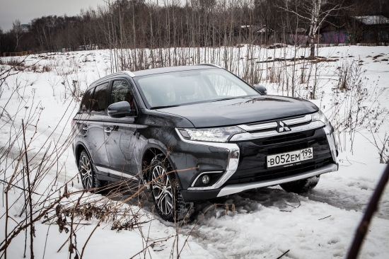 Новый Mitsubishi Outlander 2016 с участием Дмитрия Нестерова – наш эксклюзивный тест-драйв