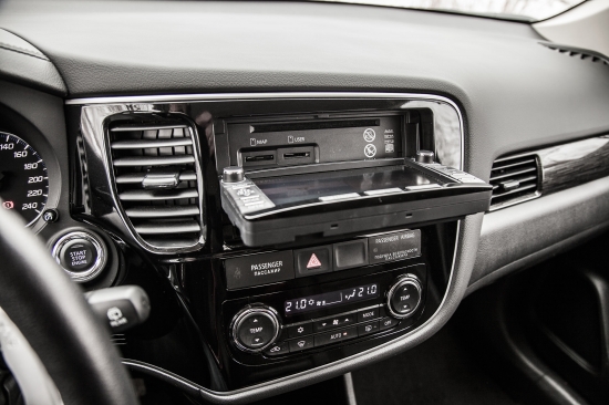 Новый Mitsubishi Outlander 2016 с участием Дмитрия Нестерова – наш эксклюзивный тест-драйв