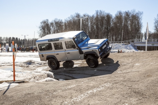 В центре Jaguar Land Rover Experience прошел День Defender