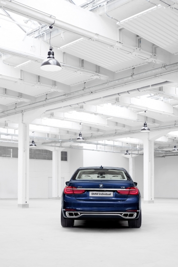 BMW Individual 740Le iPerformance THE NEXT 100 YEARS 