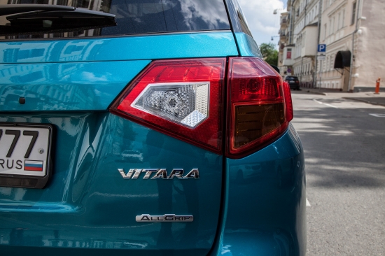Новый Suzuki Vitara тестирует бразильская певица Gabriella
