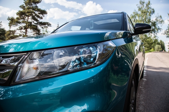 Новый Suzuki Vitara тестирует бразильская певица Gabriella