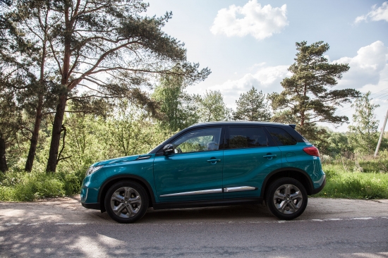 Новый Suzuki Vitara тестирует бразильская певица Gabriella