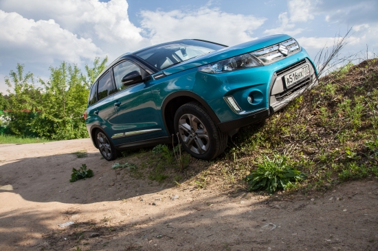 Новый Suzuki Vitara тестирует бразильская певица Gabriella