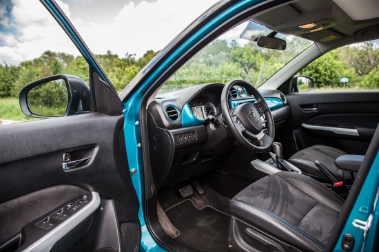 Новый Suzuki Vitara тестирует бразильская певица Gabriella