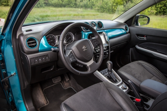 Новый Suzuki Vitara тестирует бразильская певица Gabriella