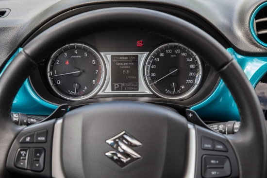 Новый Suzuki Vitara тестирует бразильская певица Gabriella