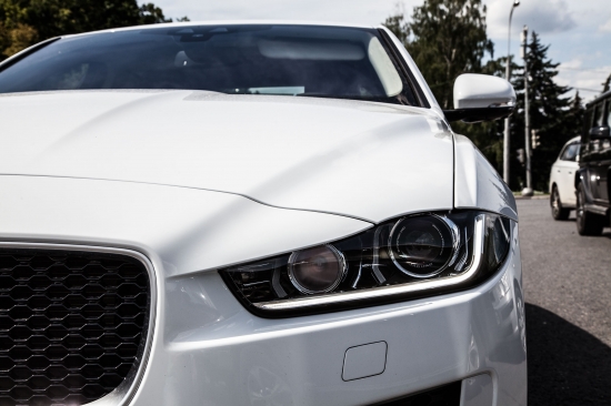 Тест-драйв JAGUAR XE с Викторией Черенцовой и Андреем Цветковым