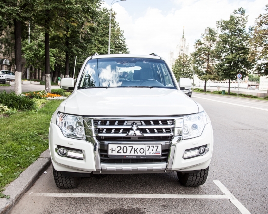 Тест-драйв Mitsubishi Pajero со Славой Басюл
