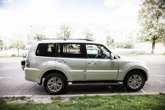 Тест-драйв Mitsubishi Pajero со Славой Басюл