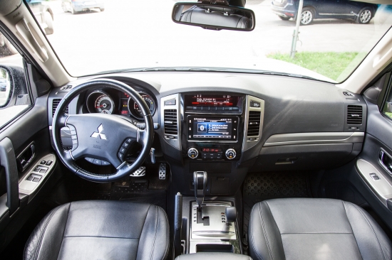Тест-драйв Mitsubishi Pajero со Славой Басюл