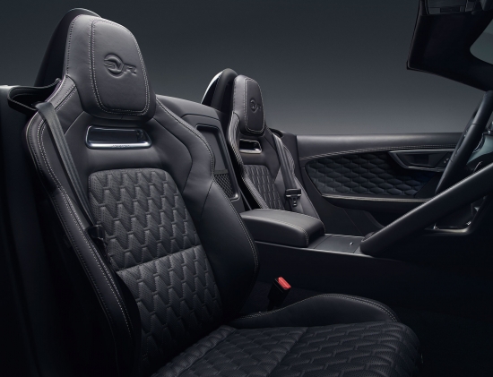 Новая линейка модификаций Jaguar F-TYPE