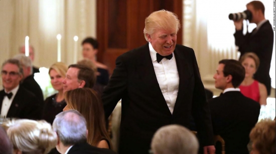 Первый бал от первой леди. Мелания Трамп организовала свой первый бал посвященный приближающейся весне