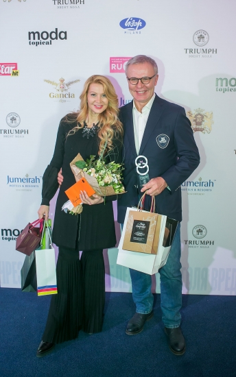 Журнал Moda Topical c главным редактором Оксаной Федоровой и компания Rich Time Group – представитель часовых брендов класса люкс в России  представили премию «Пара года 2017».