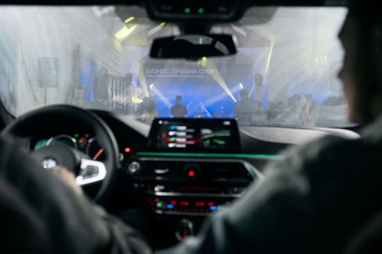BMW Адванс-Авто презентовал обновленный BMW 5 серии в TheDomeLoft