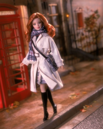 Barbie 2001. Burberry