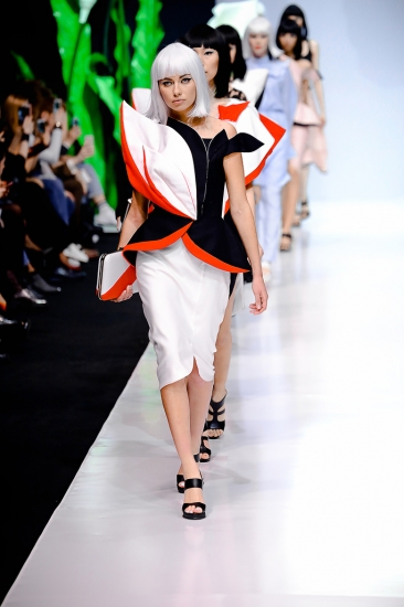 Коллекция “Spring-Summer 2017” от Makhmudov Djemal 