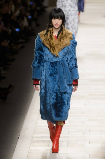 Fendi. Женские сапоги нового сезона осень-зима 2017/18