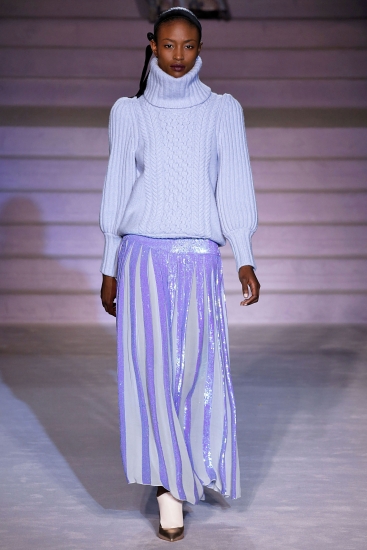 Temperley London. Тренды: осень – зима/2017-2018. Вестерн или куртки «му», блестки и люрекс, викторианская эпоха