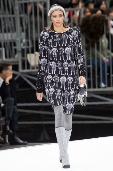 Chanel. Тренды: осень – зима/2017-2018: от 80-х до межгалактических приключений