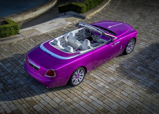 ROLLS-ROYCE «Dawn in fuxia»: вдохновленный цветком