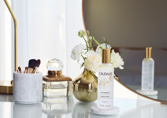 В ноябре этого года бренд Caudalie отмечает 20-летие своего легендарного бестселлера - Воды для красоты лица Beauty Elixir!