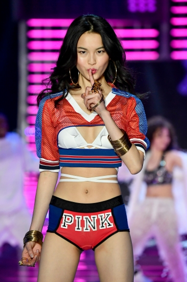 В Шанхае прошло VICTORIA’S SECRET FASHION SHOW