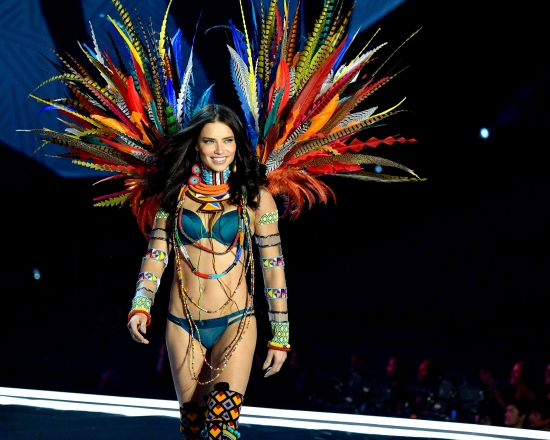 В Шанхае прошло VICTORIA’S SECRET FASHION SHOW