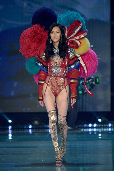 В Шанхае прошло VICTORIA’S SECRET FASHION SHOW