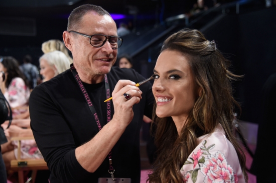 В Шанхае прошло VICTORIA’S SECRET FASHION SHOW