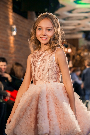 Модный детский показ Eventail Kids* «новогодняя фантазия»