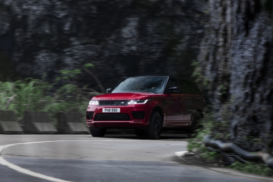 Range Rover Sport PHEV покорил Небесные Врата и установил новый рекорд