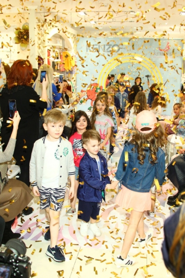 Презентация новой коллекции Kenzo Kids весна-лето/2018 в «Кенгуру»