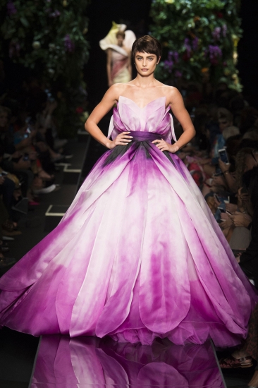 Moschino. Тренды весны/лета-2018
