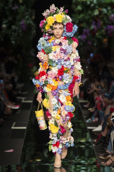 Moschino. Тренды весны/лета-2018