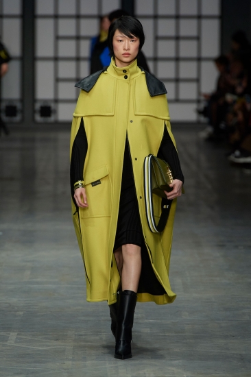 Осенне-зимняя коллекция Trussardi 2018/19