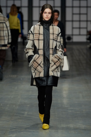 Осенне-зимняя коллекция Trussardi 2018/19