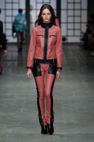 Осенне-зимняя коллекция Trussardi 2018/19