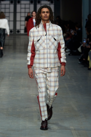 Осенне-зимняя коллекция Trussardi 2018/19