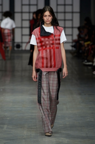 Осенне-зимняя коллекция Trussardi 2018/19