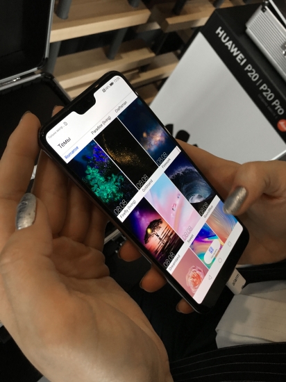 Huawei запускает продажи флагманских смартфонов  Huawei P20 и P20 Pro в России