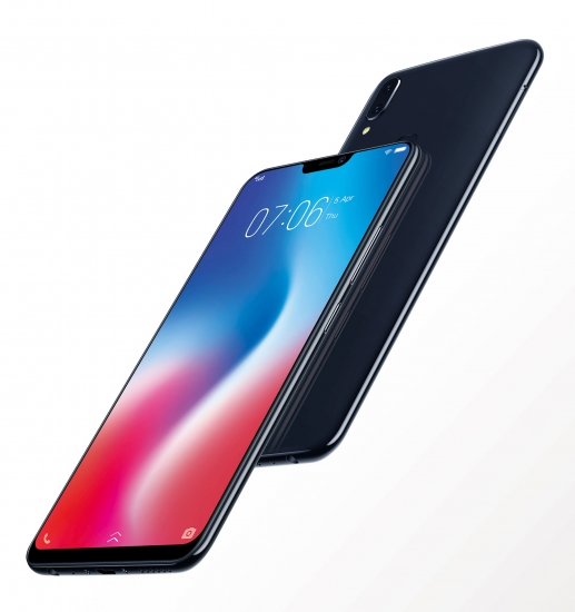 Компания Vivo официально представила смартфон V9 в России