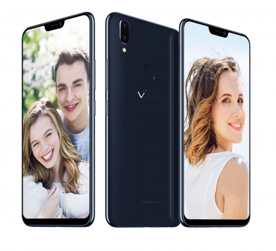 Компания Vivo официально представила смартфон V9 в России